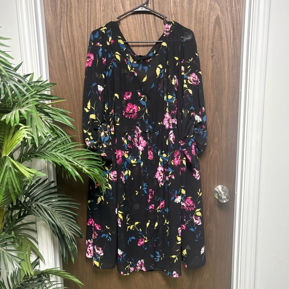 Torrid Size 2 Black Floral Sheer Button Front High Low Dress - Picture 2 of 11